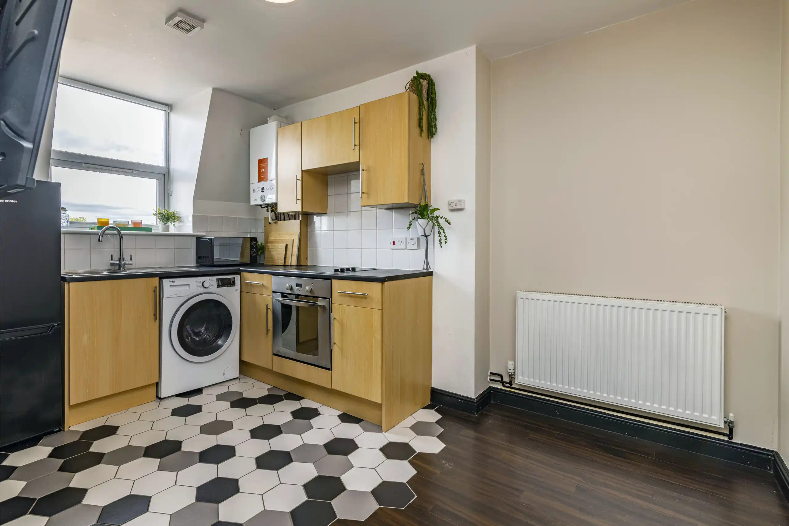 Flat 5, 98-100 Portland Street, Lincoln, LN5 7LE