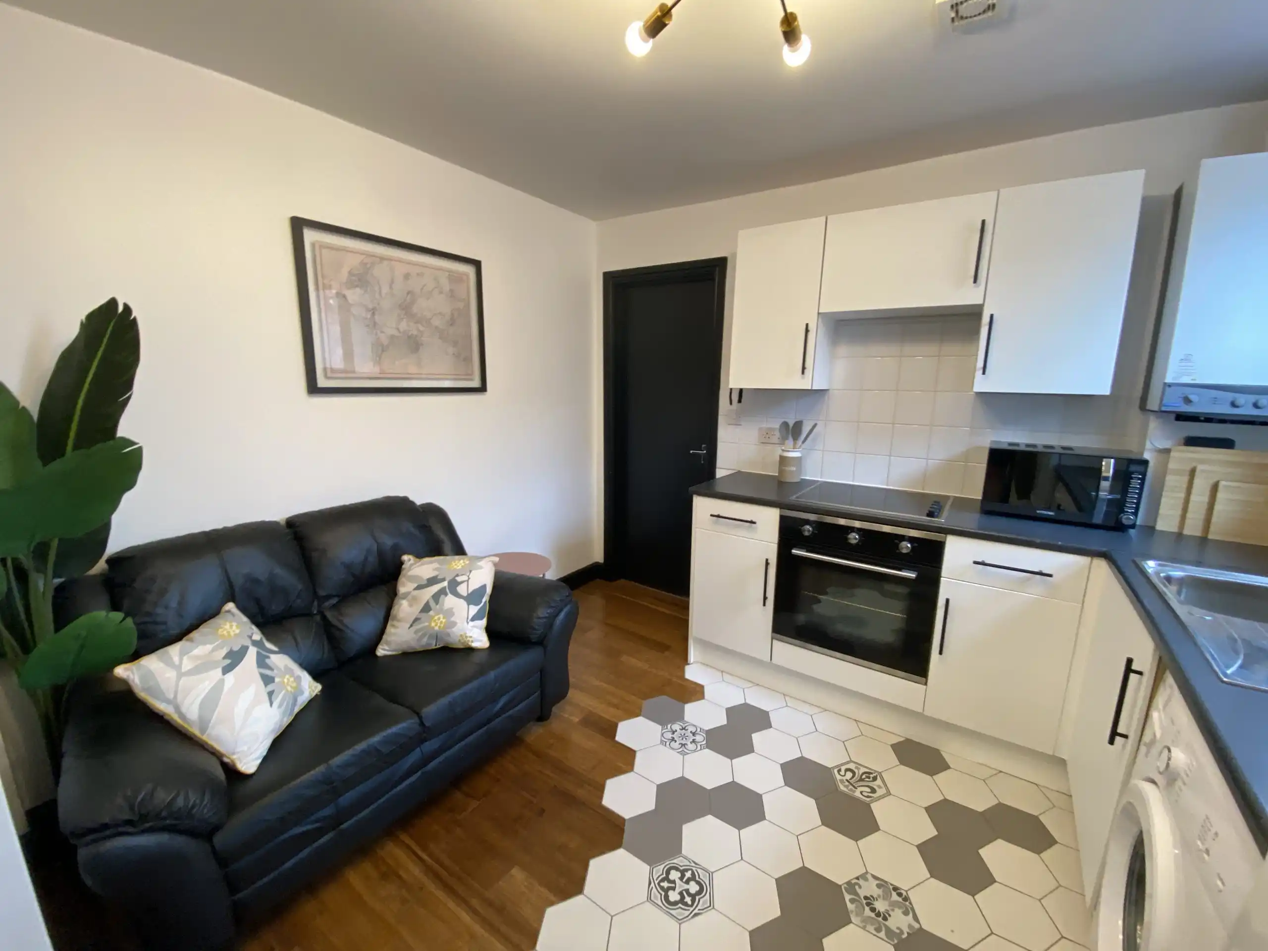 Flat 7, 98-100 Portland Street, Lincoln, LN5 7LE